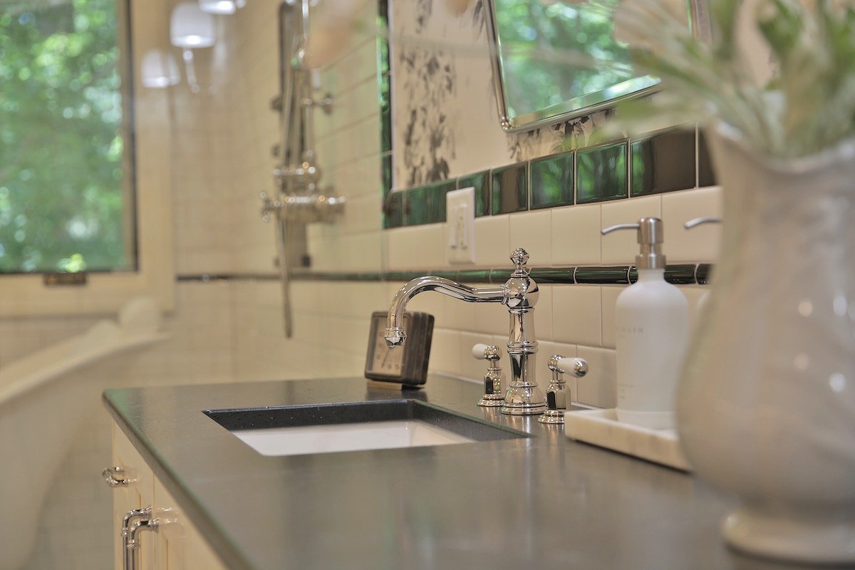 Christiansen Primary Suite Remodel — Primary Suite remodel in Lake Oswego, OR (photo 8)