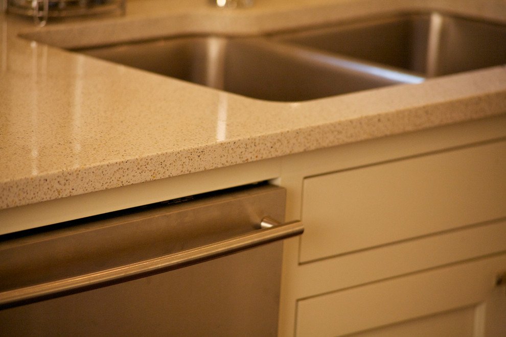 Sullivan's Gulch Kitchen — Kitchen remodel in Portland, OR (photo 2)